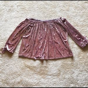 Off the shoulder crushed velvet American Eagle top